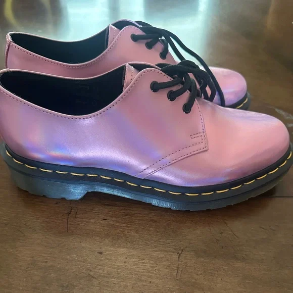 Dr. Martens 1461 Iced Metallic Mallow Pink Oxford, size 8 womens :) like new! - Picture 2 of 7